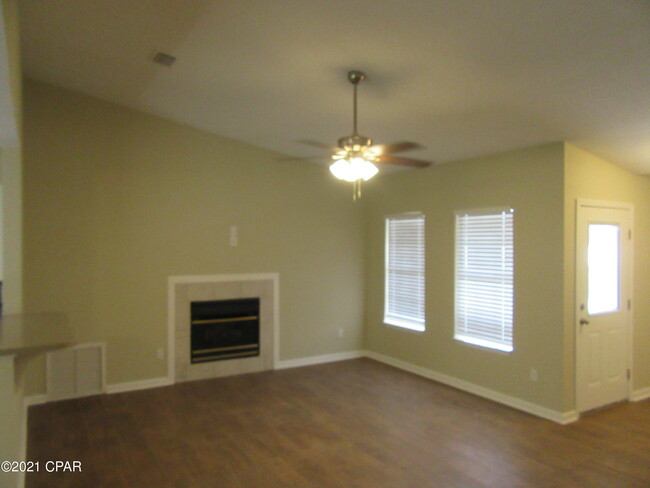 Photo - 7302 Rodgers Dr