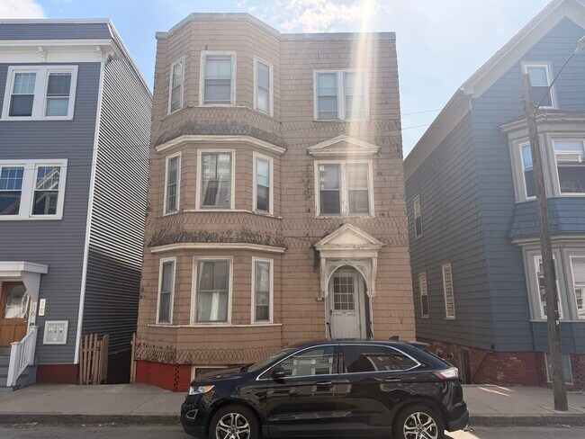 Photo - 18 Washburn St Unit 2