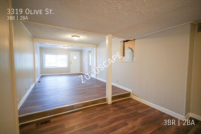 Photo - 3319 Olive St