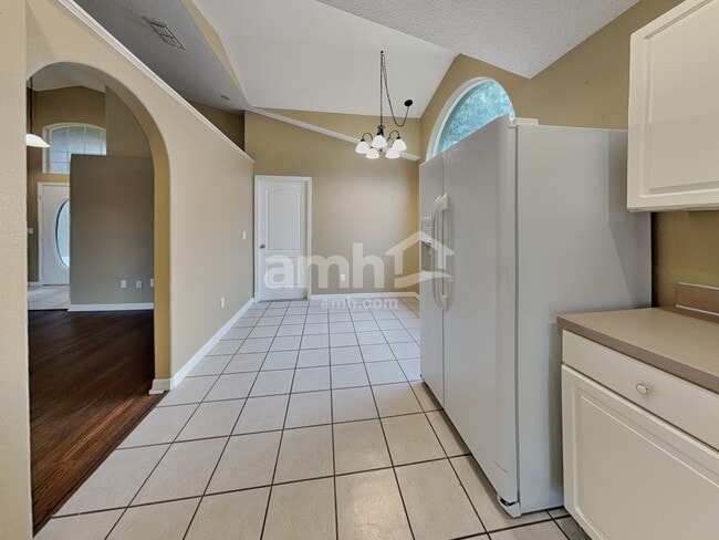 Photo - 1591 Crawford Dr