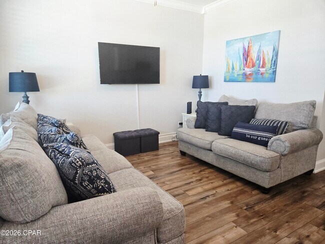1120 15th St Unit 4B