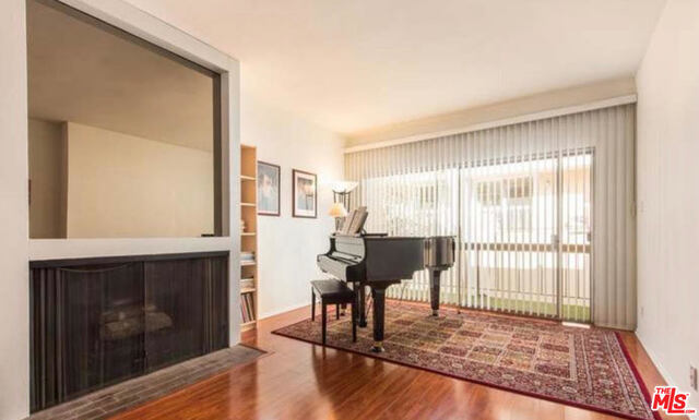 440 Veteran Ave Unit 207