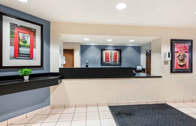 Furnished Studio-Dayton - North