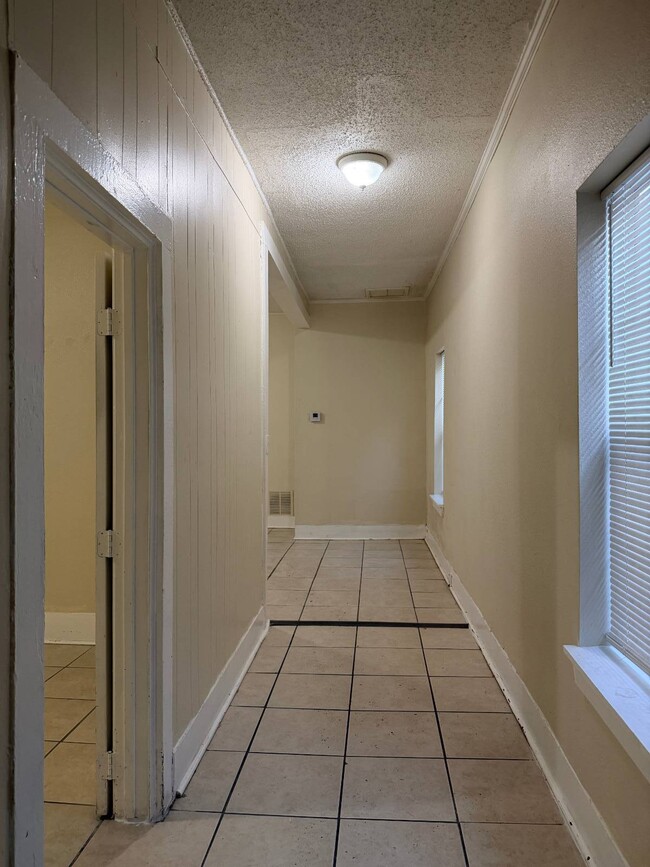 Photo - 1441 Cleveland St