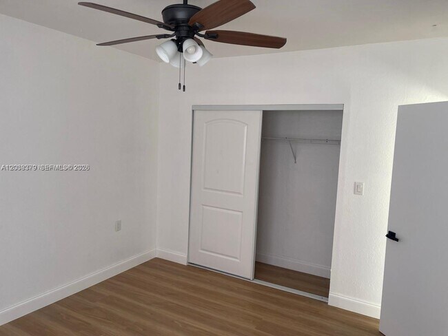 Photo - 219 SW 21st Ave Unit 3