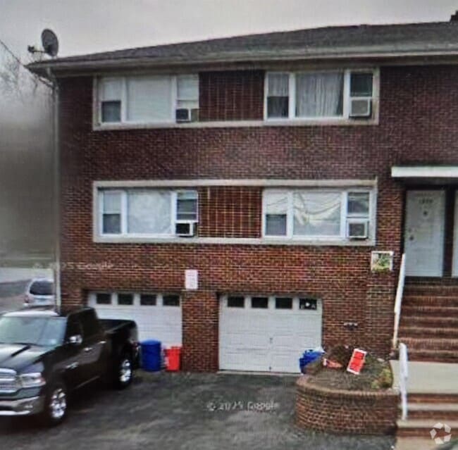 Building Photo - 153 Palisade Ave Unit 2 Rental
