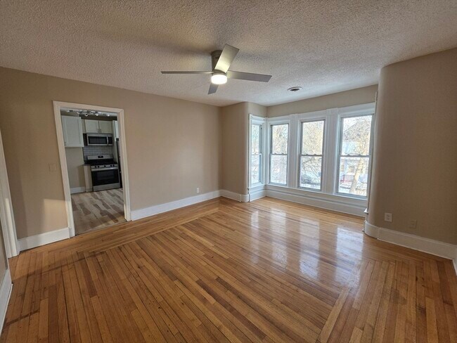 Photo - 184 King St Unit 2nd Floor