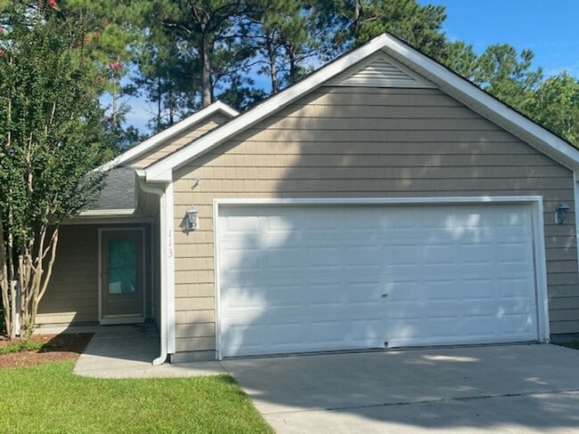 Home in Plantation Pointe - Home in Plantation Pointe