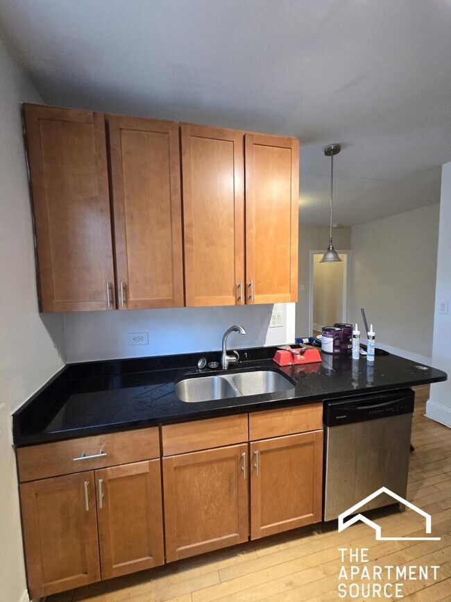 Photo - 912 Reba Pl Unit 2