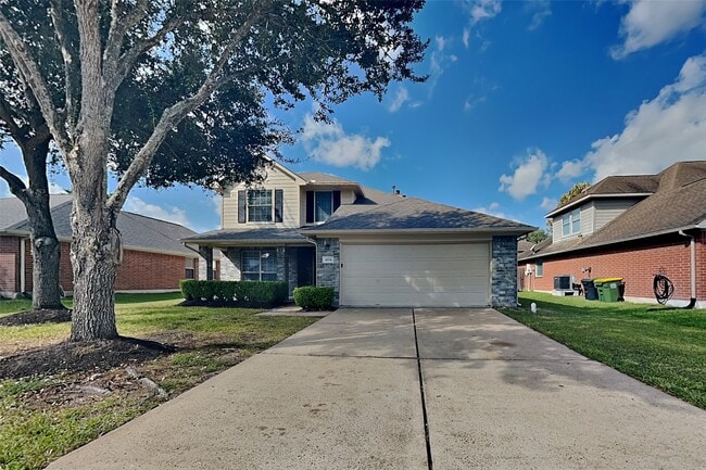 Building Photo - 4104 Caneshaw Dr