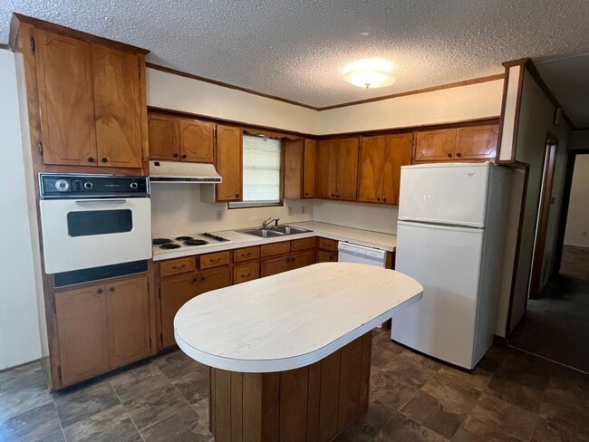 Photo - 505 E Fir St