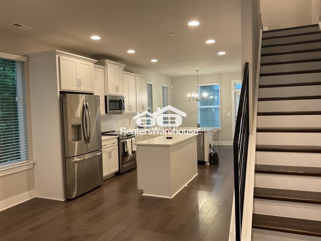 Photo - 1319 Millpark Ln