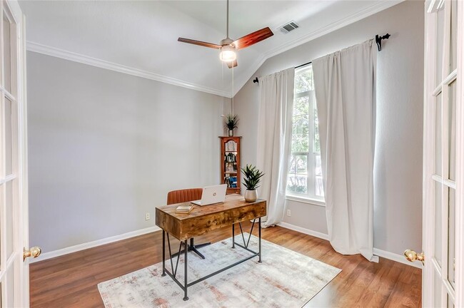 Photo - 1107 St John Ct