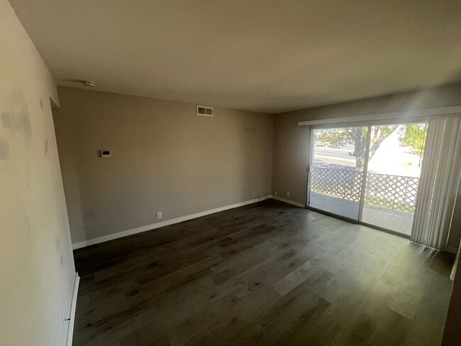 Photo - Spacious 2 Bed / 1 Bath Upstairs Condo in San Carlos – Utilities Included!