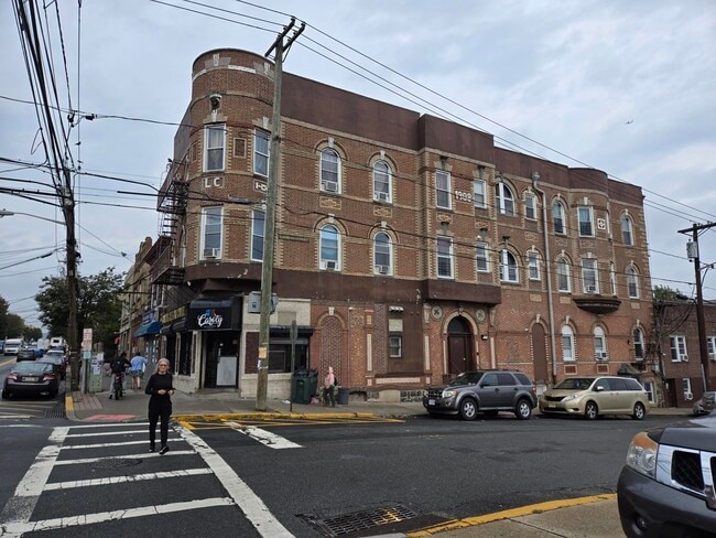 Photo - 200 Anderson Ave Unit 6