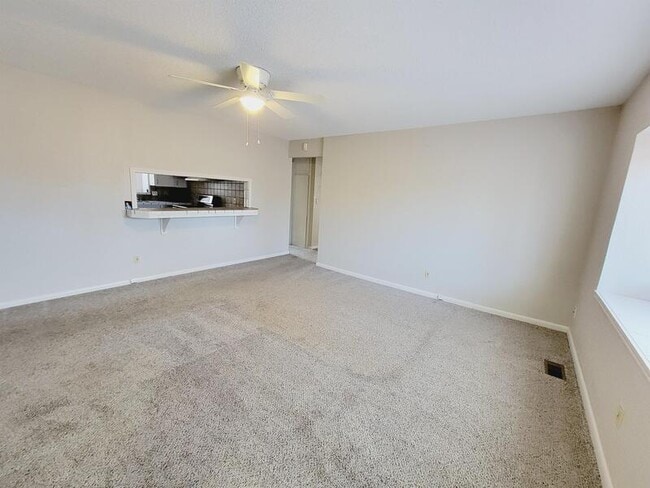 Photo - 1744 S Lark Ln