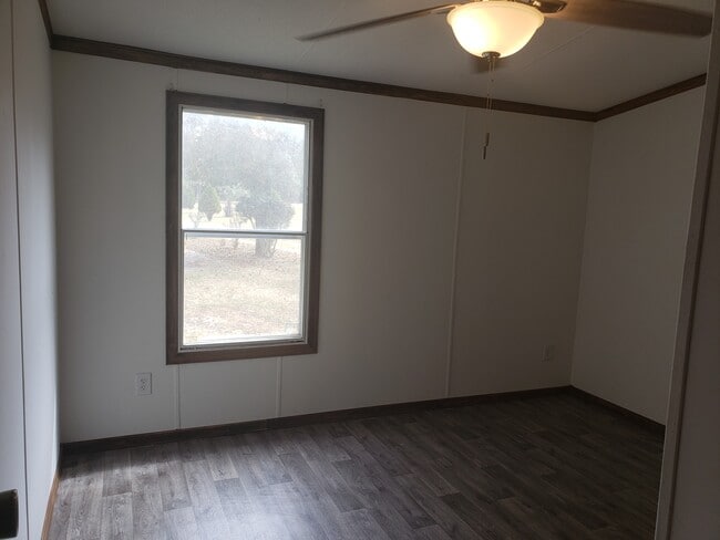 Photo - 113 Christopher Rd