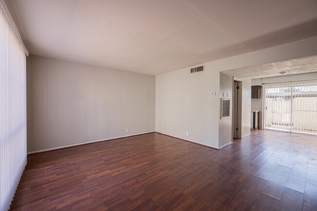 Photo - 3520 W Dunlap Ave Unit 192