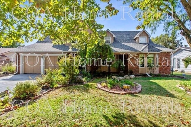 Building Photo - Great East Side Location Rental