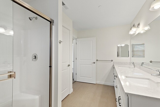 Master bathroom, with step-in shower. - Cottages on the Ridge - 55+