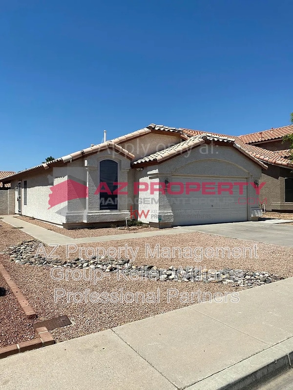 Building Photo - 12725 W Palm Ln Rental