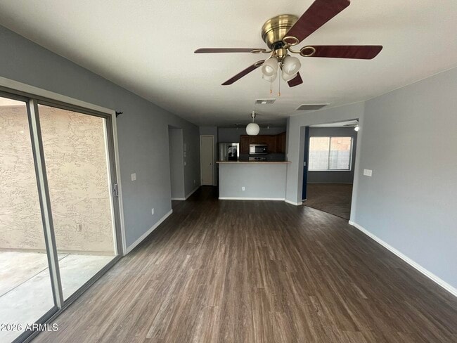 Photo - 2090 W Gold Dust Ave