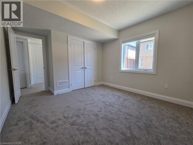 Photo - 708 Autumn Willow Dr