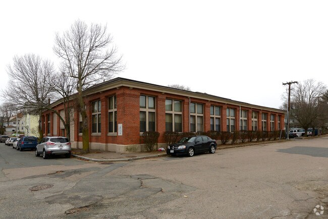 Photo - ReNew Taunton on Chandler