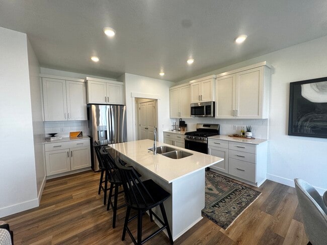 Photo - 729 W 725 N