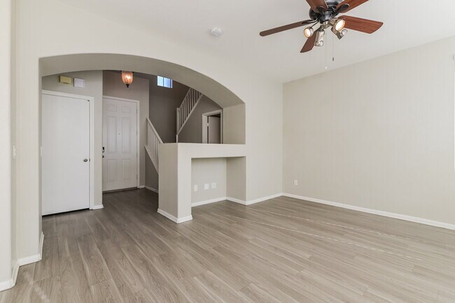 Photo - 1945 Barrel Oak Ave