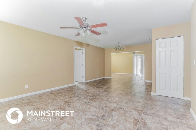 Photo - 650 Brickell St SE