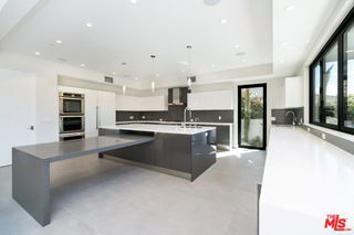 Photo - 159 S Bowling Green Way