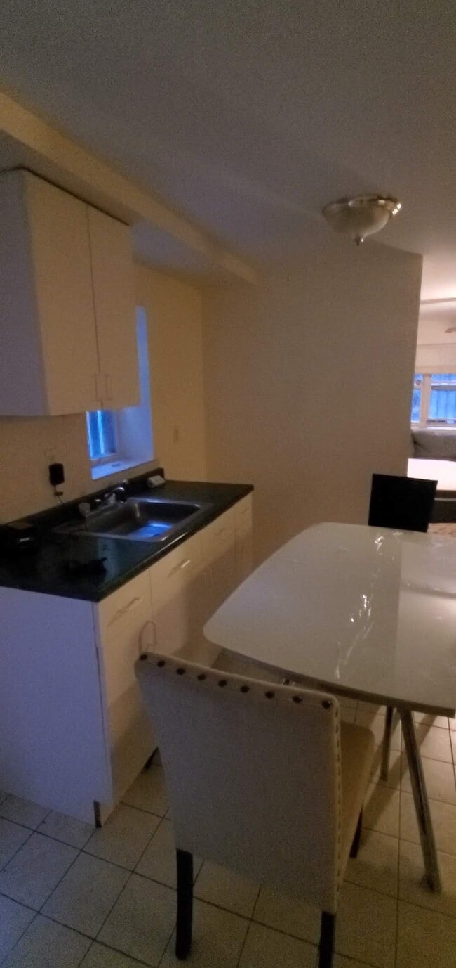 Photo - 248 Riverview Pl