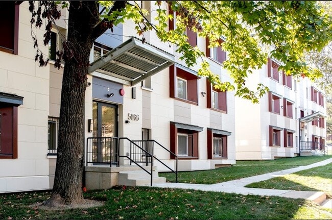 Weinberg Commons