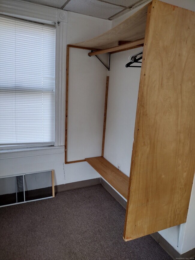 Photo - 807 E Main St Unidad 6