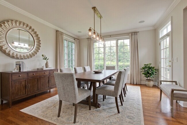 Photo - 655 S Buckingham Ct