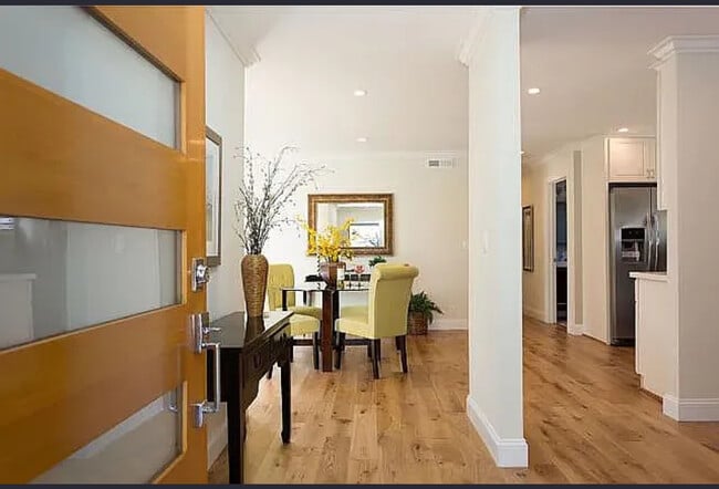 Photo - 3576 Franklin Ave