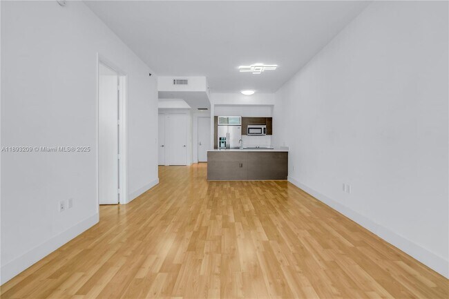 Photo - 55 SE 6th St Unit 4100