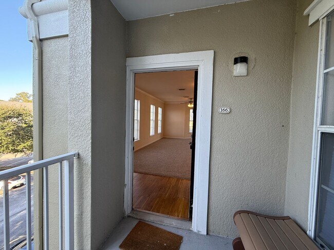 Photo - Bright & Comfortable 1-Bedroom Apartment i... Unit 166