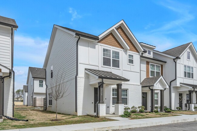 Robinson Rowhouse Townhomes