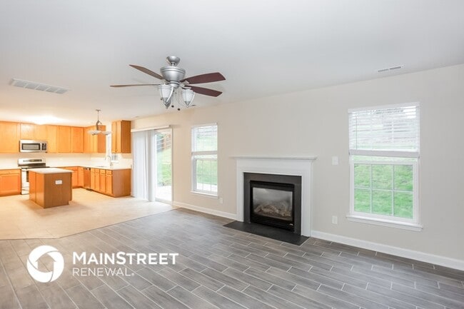 Photo - 6817 Thistle Down Dr