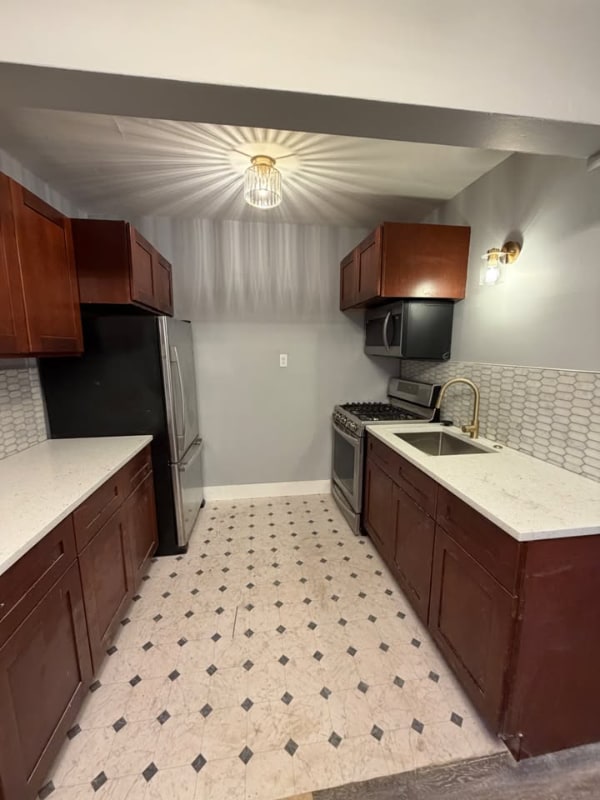 Photo - 5600 W National Ave Unidad 3