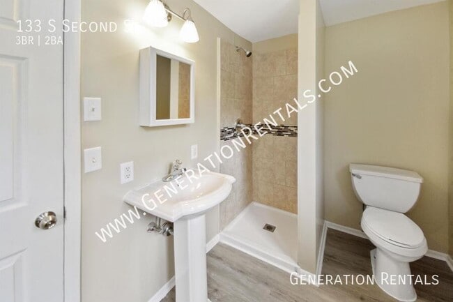 Photo - 133 S Second St