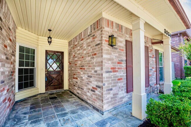 Photo - 3334 S Sutton Square