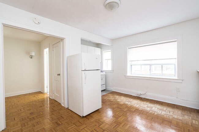 Photo - 28 Balmoral Avenue Unit 204