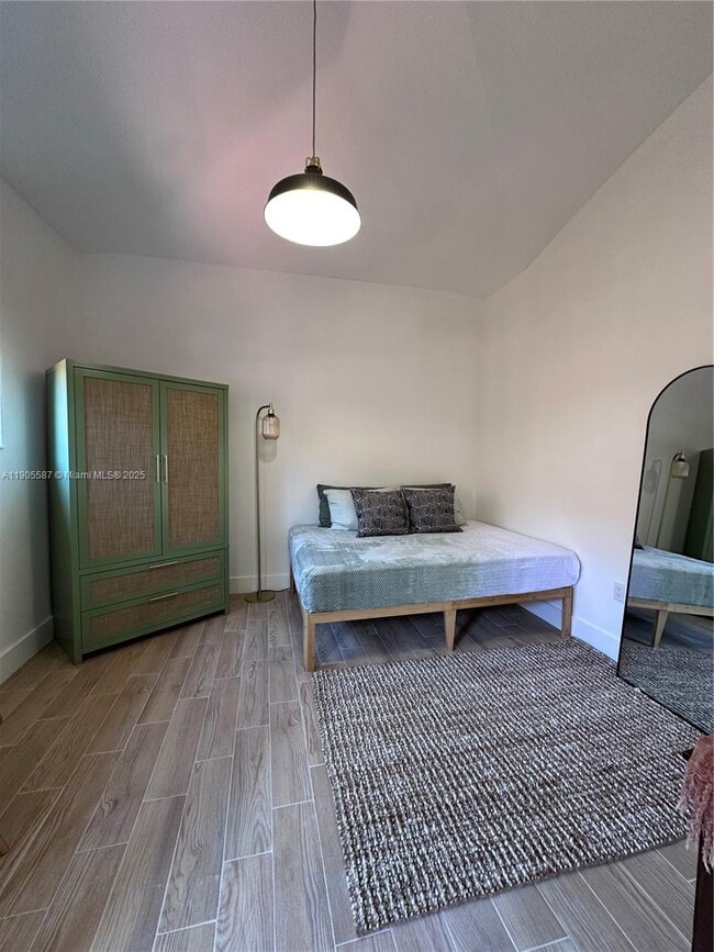 Photo - 52 NW 68th St