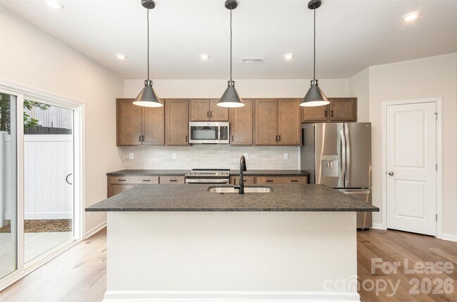 Photo - 3103 Hutton Gdns Ln