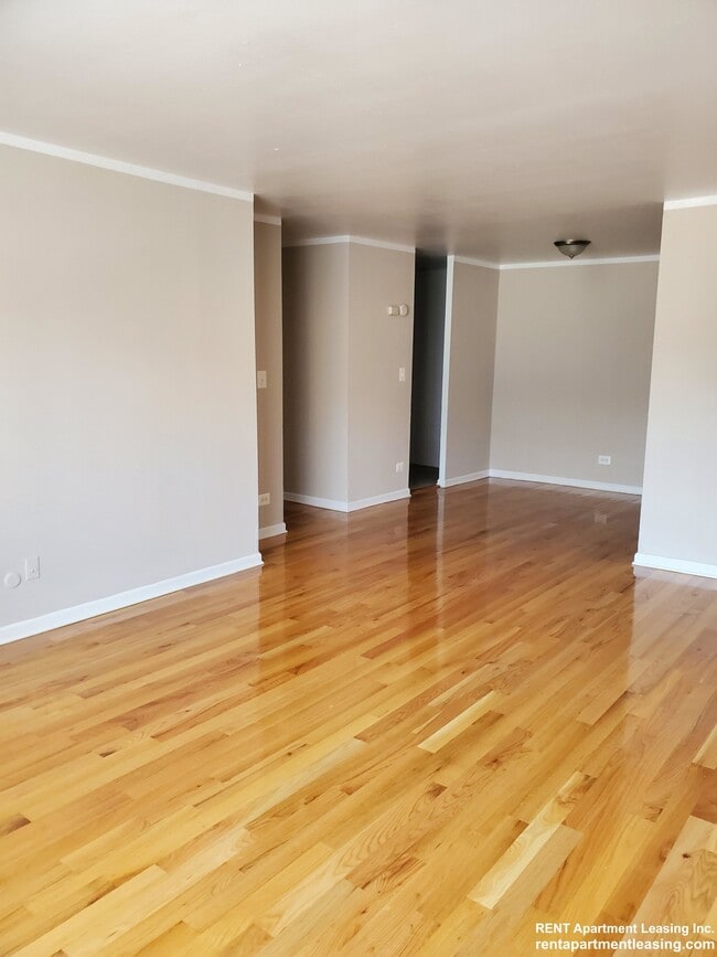 Photo - 1515 W Morse Ave Apartments Unit 205