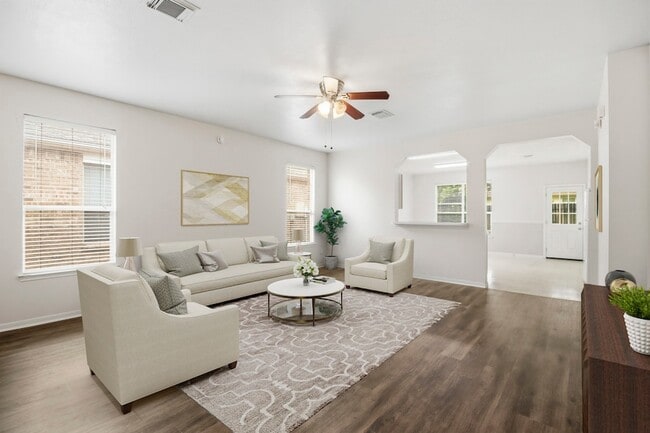 914 Colewick Ct