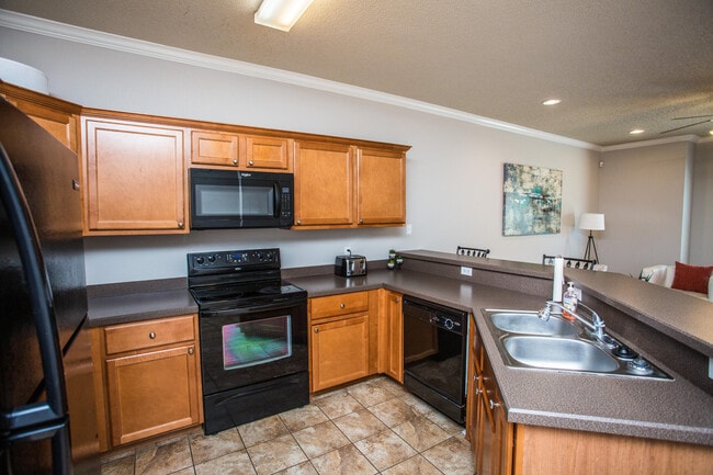 Photo - 2108 Main St Unidad #4